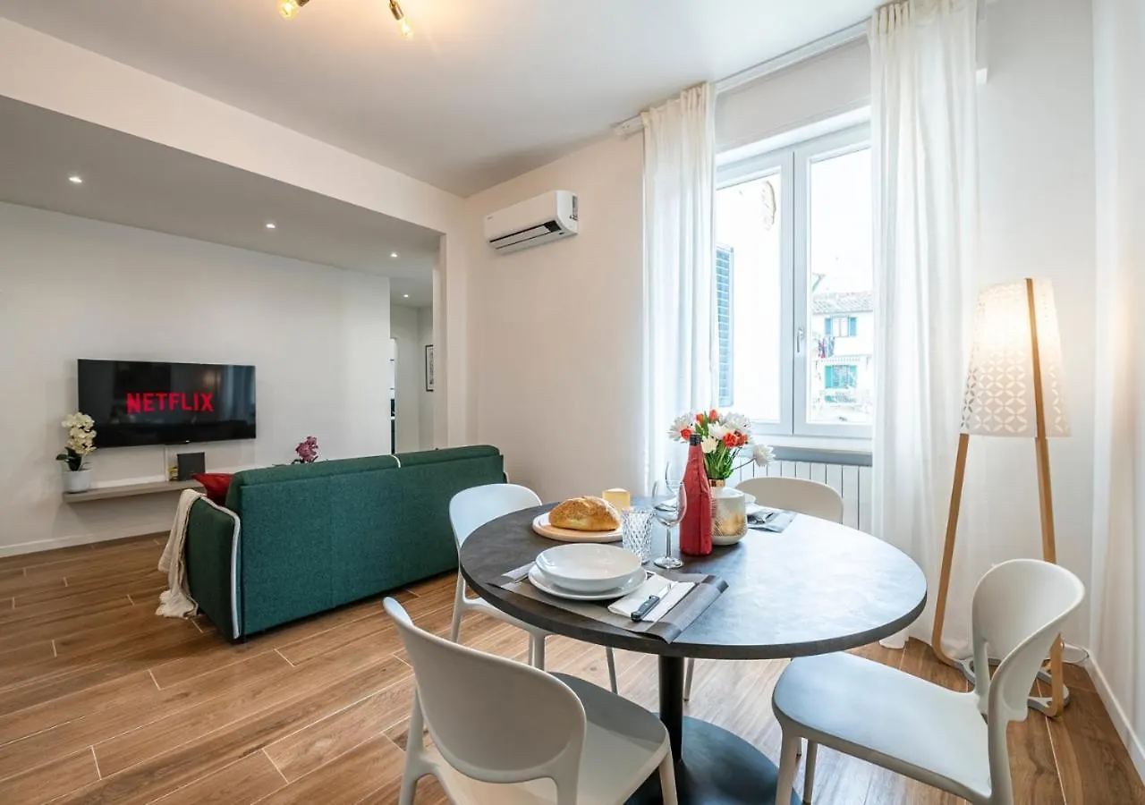 S.M.N-Centro Bf48 Luxury Living With Balcony Apartment Florence