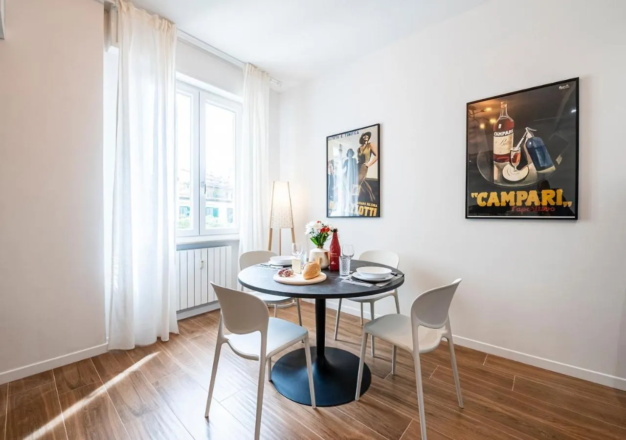 S.M.N-Centro Bf48 Luxury Living With Balcony Apartment Florence Italy