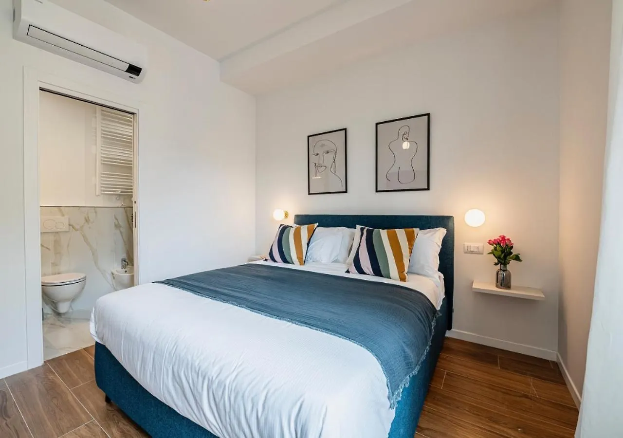 S.M.N-Centro Bf48 Luxury Living With Balcony Apartment Florence