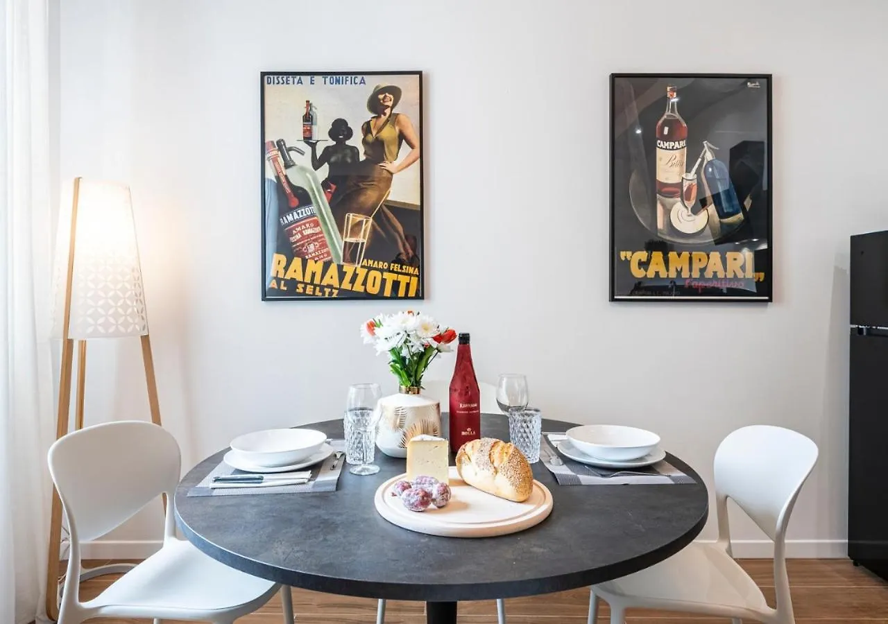 S.M.N-Centro Bf48 Luxury Living With Balcony Apartment Florence